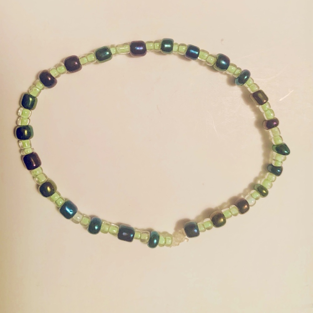 Beetle juice inspired bracelet 🖤💚